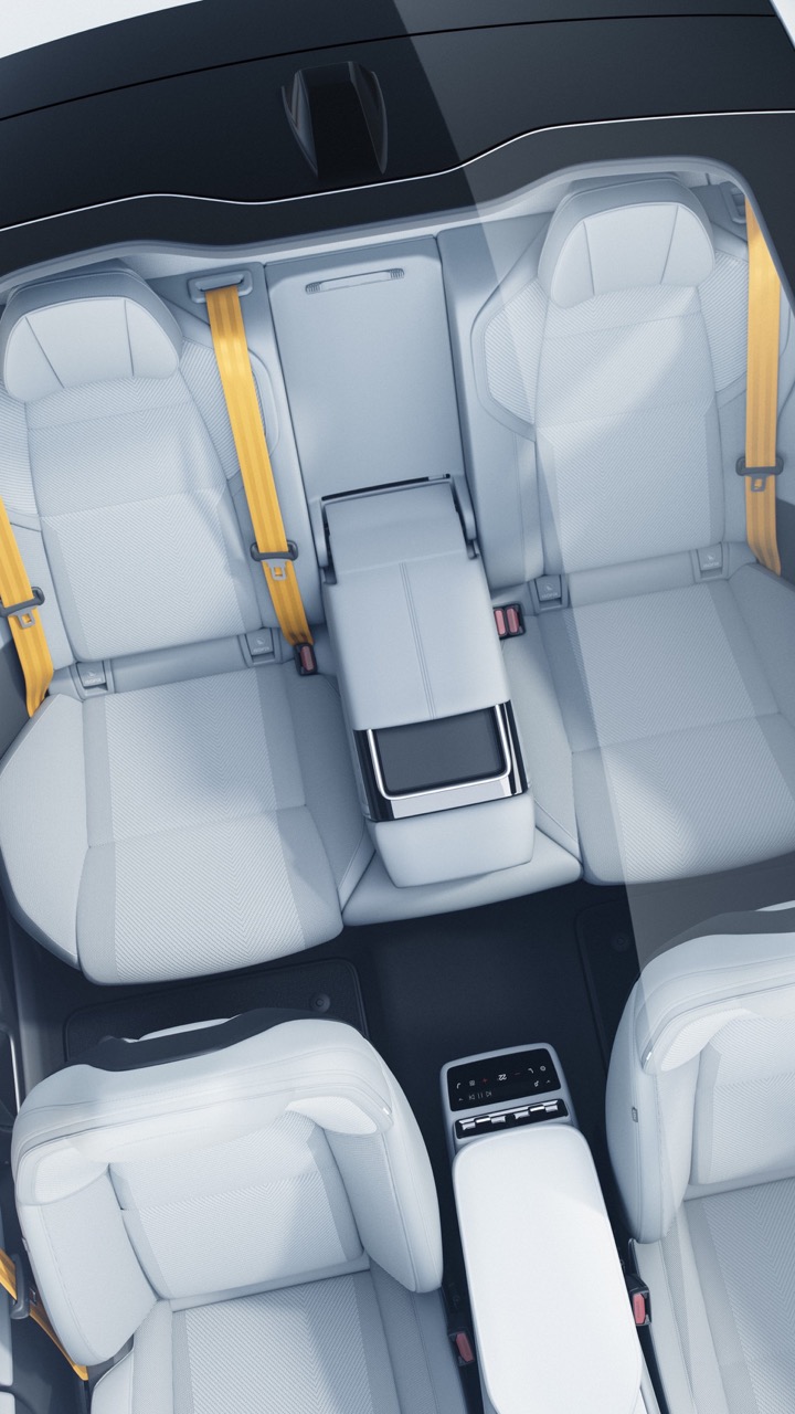 8 Polestar 4 Large
